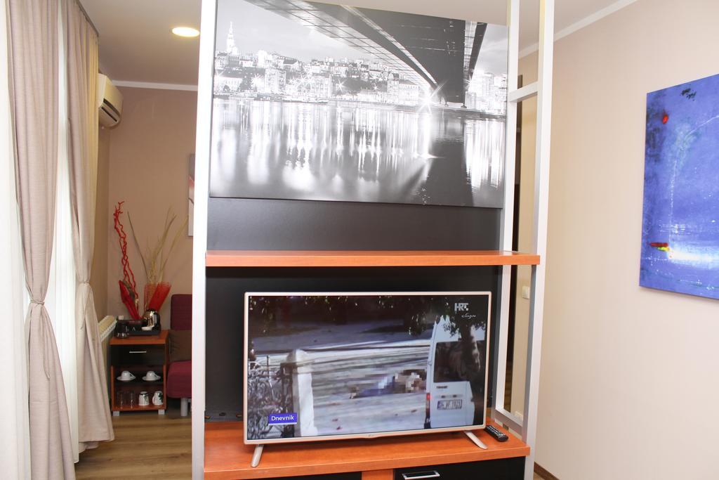 Gala Luxury Suites Belgrado Quarto foto